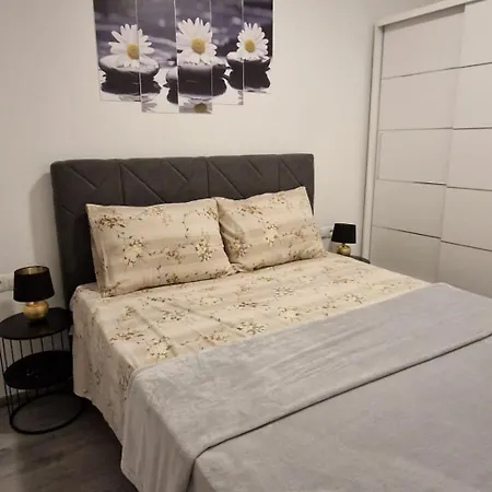 Madonna 1 By Interhome Apartman *