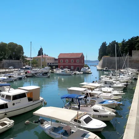 Madonna 1 By Interhome * Zadar